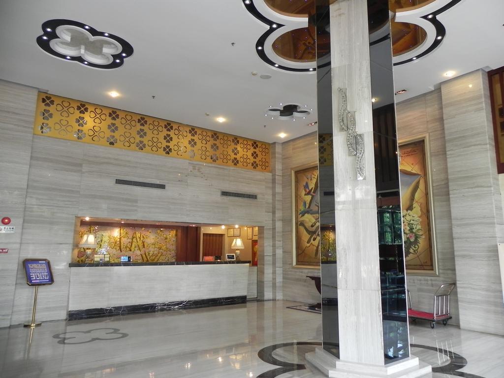 Shunde Oliva Hotel Bagian luar foto